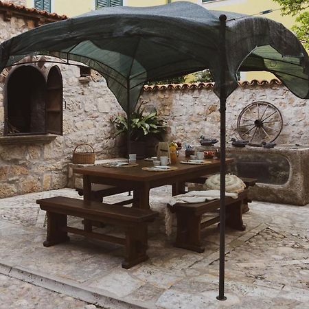 Scardona Rustica, Bed & Breakfast With Jacuzzi, Bbq And Free Parking In Skradin, Krka Apartment Ngoại thất bức ảnh