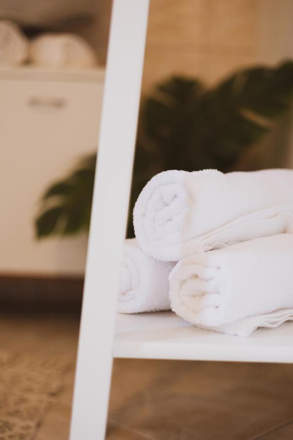 Scardona Rustica, Bed & Breakfast With Jacuzzi, Bbq And Free Parking In Skradin, Krka Apartment Ngoại thất bức ảnh
