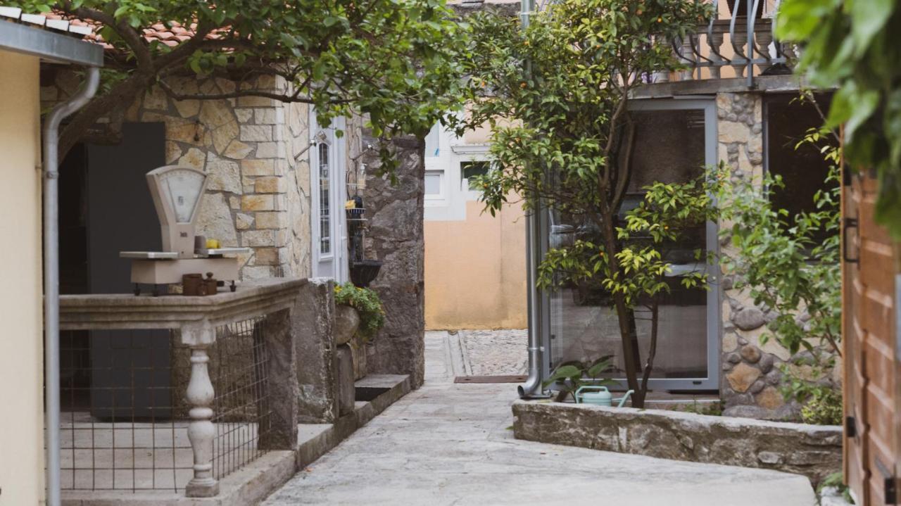 Scardona Rustica, Bed & Breakfast With Jacuzzi, Bbq And Free Parking In Skradin, Krka Apartment Ngoại thất bức ảnh