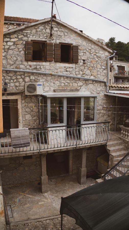 Scardona Rustica, Bed & Breakfast With Jacuzzi, Bbq And Free Parking In Skradin, Krka Apartment Ngoại thất bức ảnh