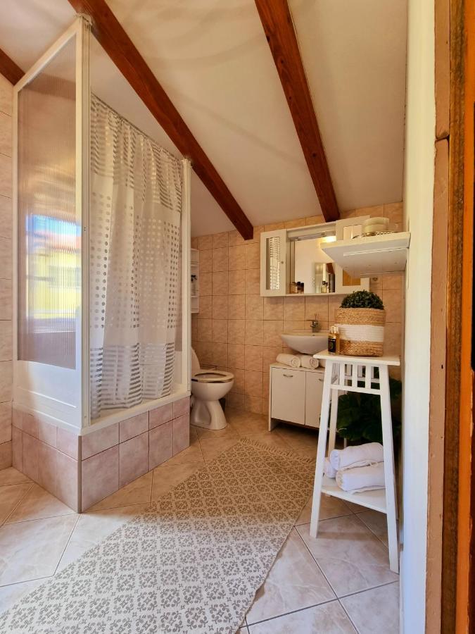 Scardona Rustica, Bed & Breakfast With Jacuzzi, Bbq And Free Parking In Skradin, Krka Apartment Ngoại thất bức ảnh